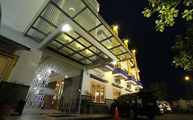 Dewanti Hotel Cirebon